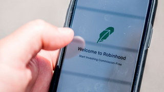 Robinhood Hackers Stole From the Rich (And Gave to Themselves)